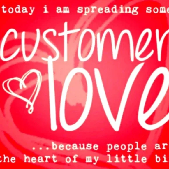 UNLISTED FLYER 4 MAKEUP 💄 - Picture 3 of 7